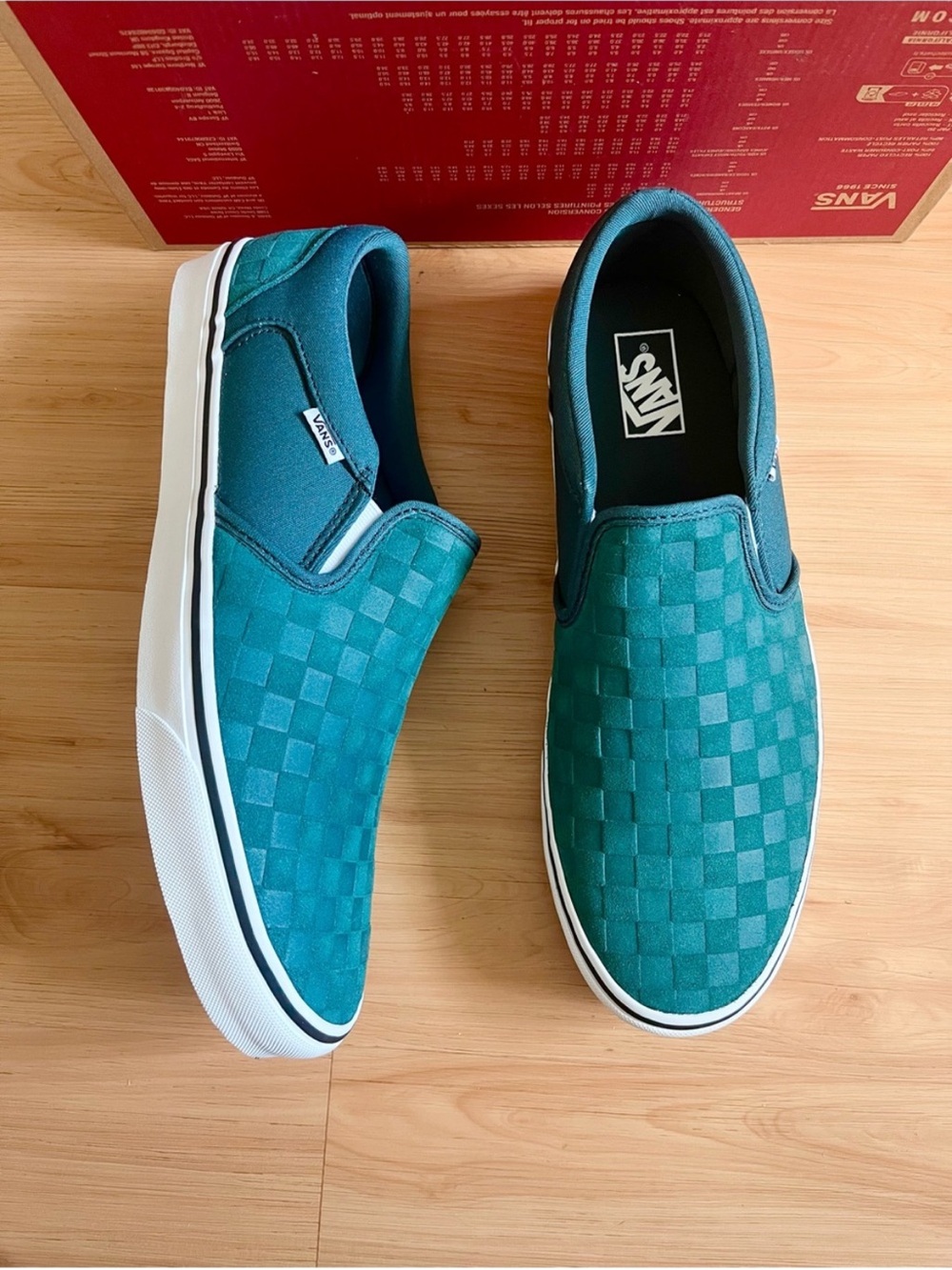 Vans Asher Embossed Suede
Mystic Moss Men 11.0US